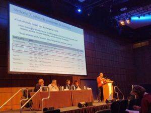 Andreu Rico during his presentation on the effect of climate change on the distribution of macroinvertebrates in European surface waters and their sensitivity to chemical pollution (Photo: Paula Redondo-Hasselerharm).