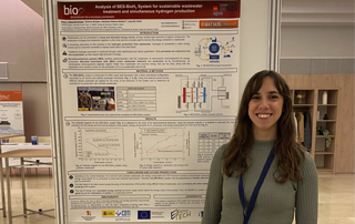Ana J. Vega de Armas recibe el premio al mejor póster en MATSUS25